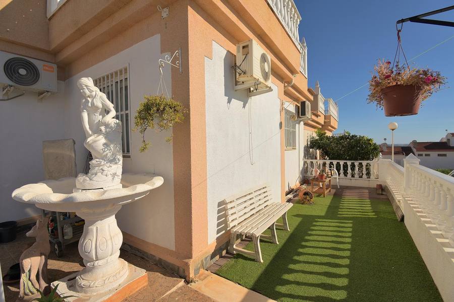 Quad house in Rojales – 10