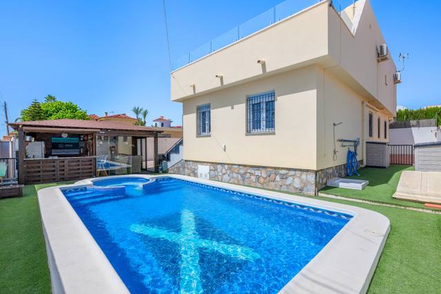 Villa in Rojales