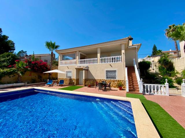 Villa in Algorfa