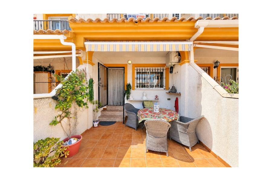 Townhouse in Daya Nueva – 7