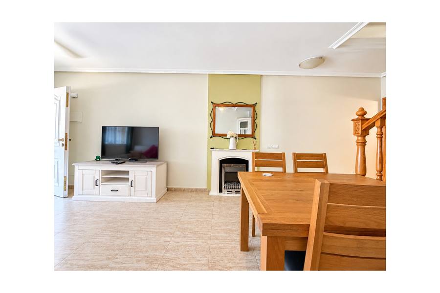 Townhouse in Daya Nueva – 9