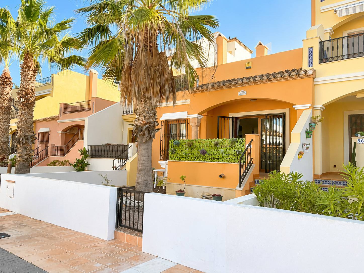 Townhouse in La Finca Golf, Algorfa